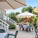 Apartament Daratos 4