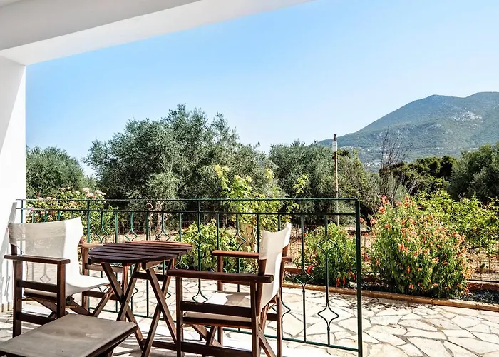 Apartman Daratos 4 *